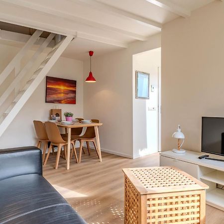 Vakantiehuisje op 50 meter van het strand in het centrum van Domburg - Beatrixstraat 27-A Buitenkant foto